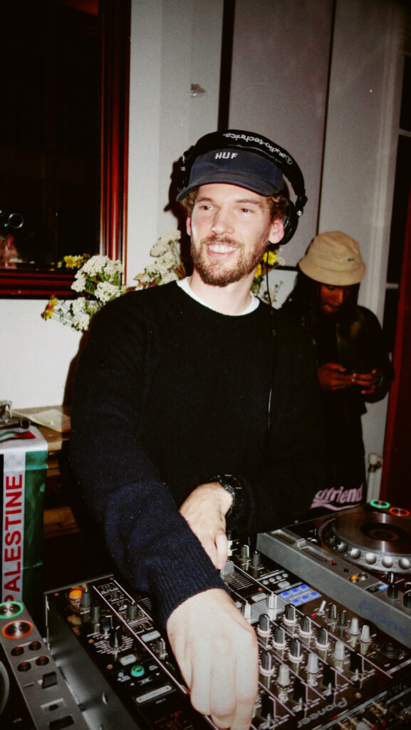 Bertholet Exp. Share Records at Contra Amsterdam live november 1st 2025